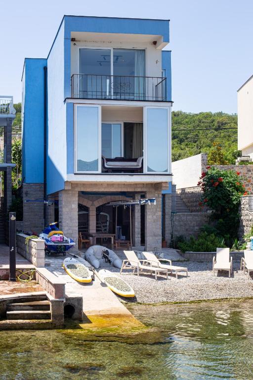 Aquamarine House - B&B Tivat