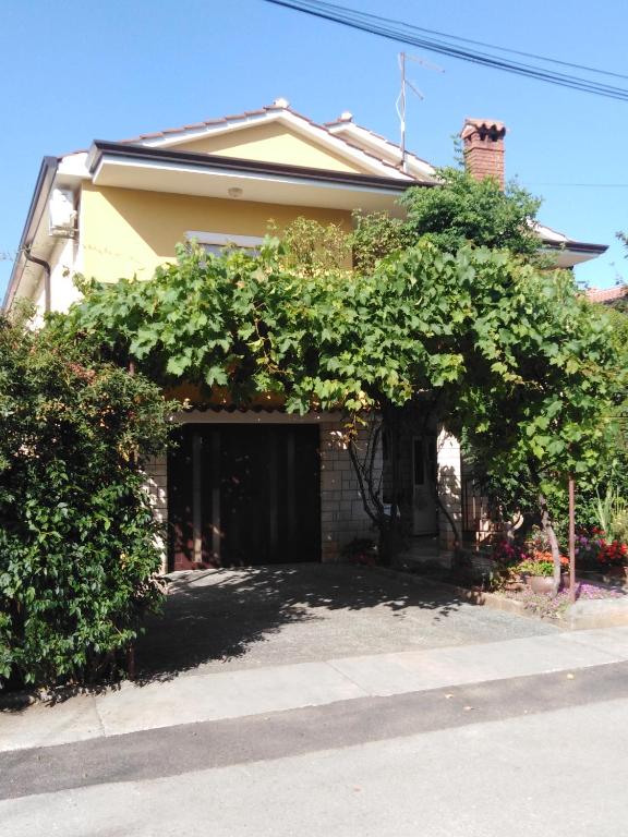 Apartment Family Juricic - B&B Umago