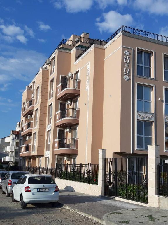 Amelia sea apartments - B&B Ravda