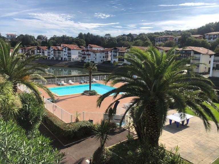 Charmant 2 pièces proche de la plage de Socoa - B&B Urrugne