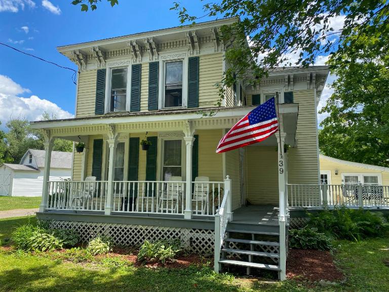 The Kelly House - 4BR Historic Lodge Near Ski Slopes - Downtown - B&B Ellicottville