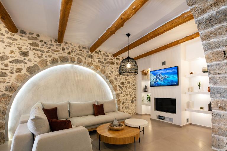 Petrino Two-Bedroom House in Mirthios - B&B Plakiás
