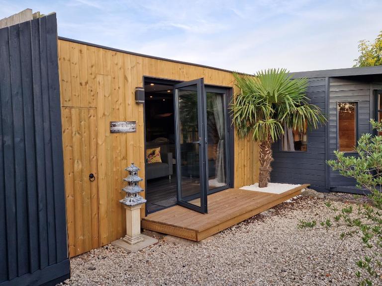 Birdsong lodge - peaceful - dog friendly - B&B Sutton on Sea