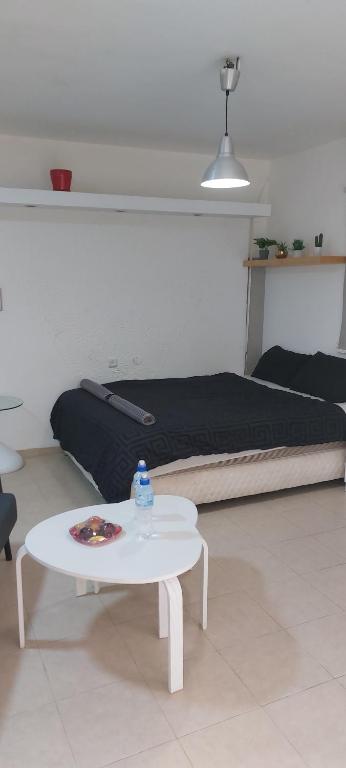 יחידת חלפניו - B&B Eilat