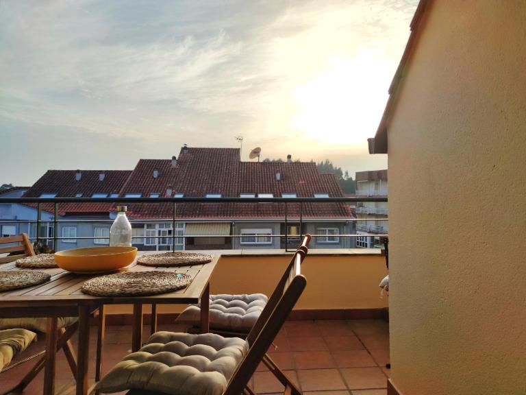 Desconectaengalicia Ático Rocafort, 400m Playa Silgar - Ferienwohnung Sanxenxo