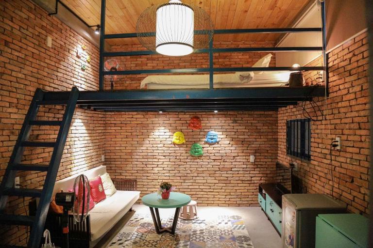 Stay&Chill - S.1: Ancient studio nearby Bui Vien - Ferienwohnung Ho-Chi-Minh-Stadt