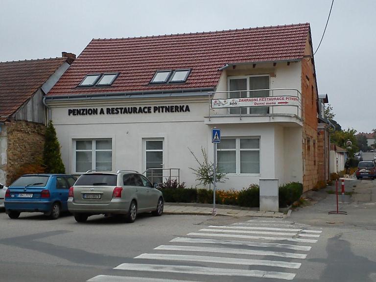 Penzion Pitnerka - B&B Hustopeče