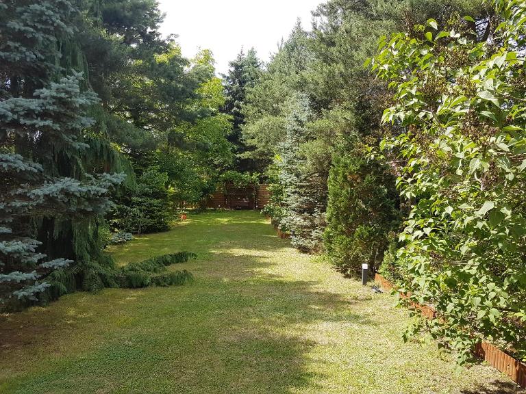 Apartament z Ogrodem - B&B Stanisławów Pierwszy