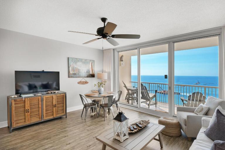 Majestic Beach Towers 1-1006 - B&B Panama City Beach