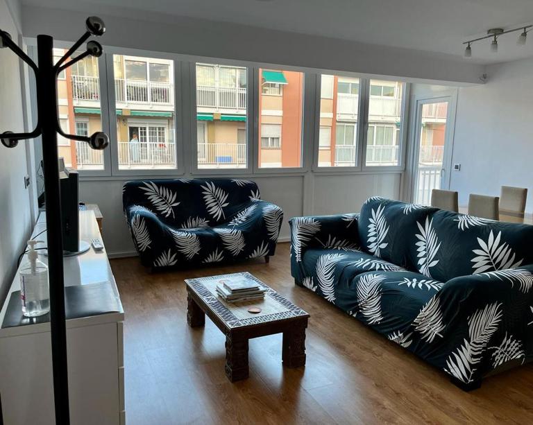 Large Apartment near FIRA and City Center - B&B L'Hospitalet de Llobregat