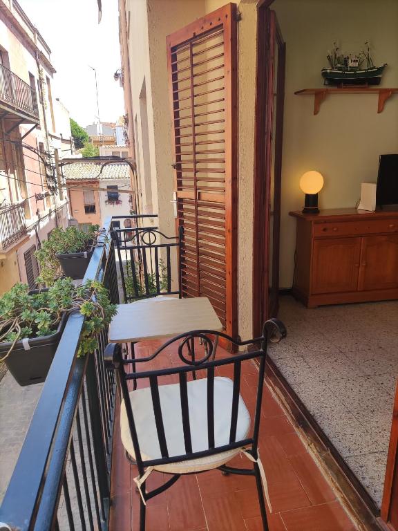 Apartamento céntrico, bien equipado y tranquilo, a 350m de la playa por Rambla Vidal - Ferienwohnung Sant Feliu de Guíxols
