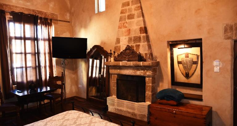 The Dragon of Rodos - B&B Rodi