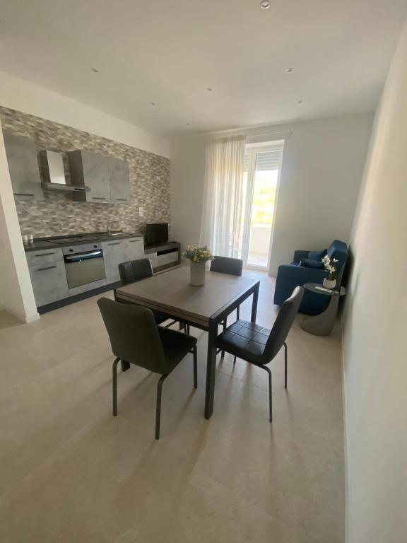 Carlino's Home - B&B Salerno