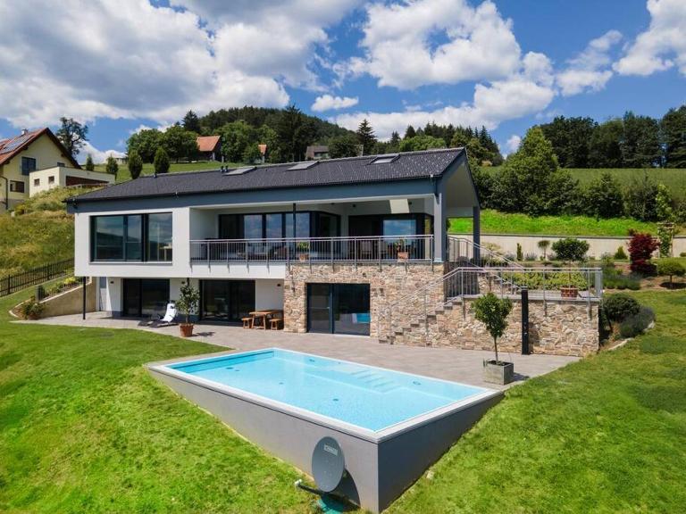 Greim15 --- Apartment mit Fernsicht und Pool 50m2 - B&B Greim