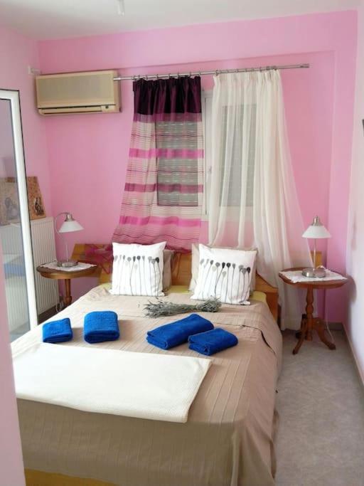 Trizinia view balcony - B&B Galatas