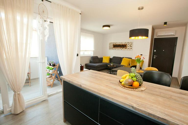Luxury apartment Eva - Bed and Breakfast Zadar