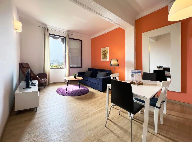 Stay U-nique Apartments Colom - Chambres d'hôtes Barcelone