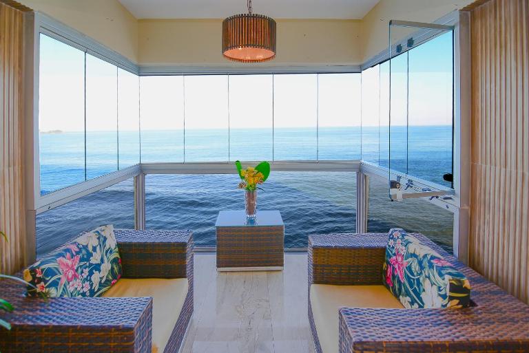 Apartamento no Morro do Maluf, frente ao mar - B&B Guarujá