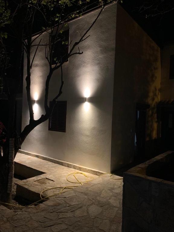 Apartment Centar - Bed and Breakfast Buljarica