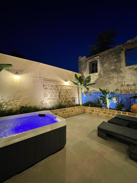 Midgard Suites (Medieval Town) - B&B Rodi