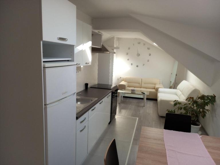 Apartmani Dubrava 2 - B&B Zagreb