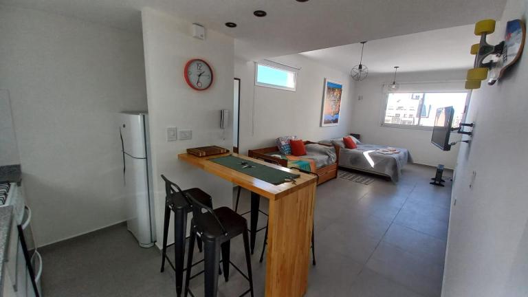 Depto 7 y 57 - excelente ubicación - hermoso! - B&B La Plata
