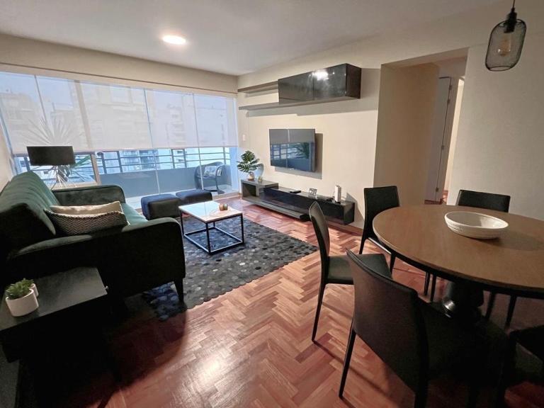 MLA Apartments - Alcanfores - B&B Lima