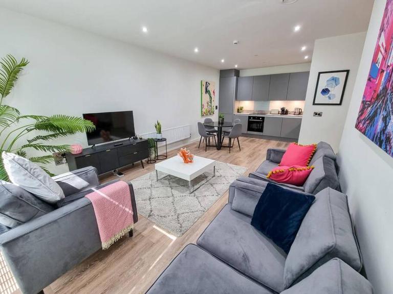 4 Bed Townhouse Free Parking Piccadilly - B&B Manchester