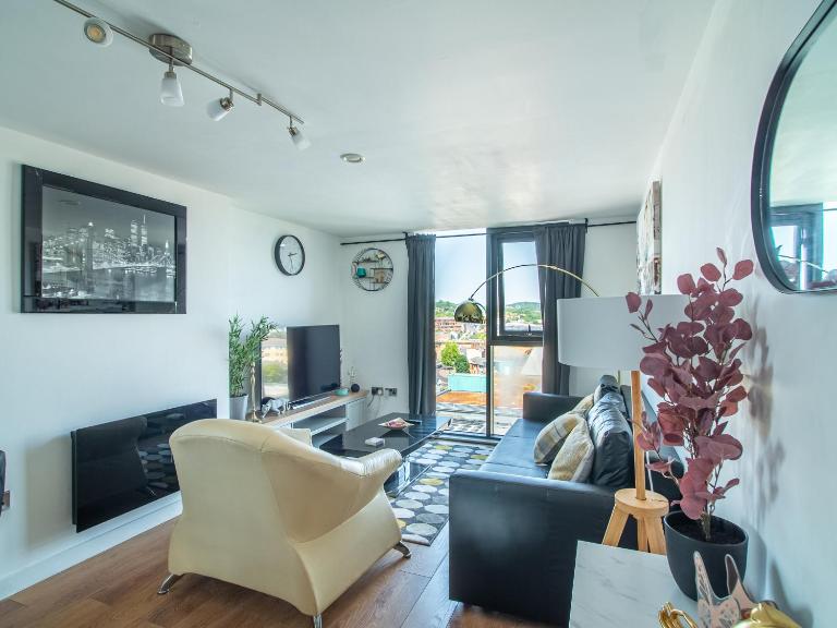 Exquisite 2-bedroom Apartment - City Centre - B&B Sheffield