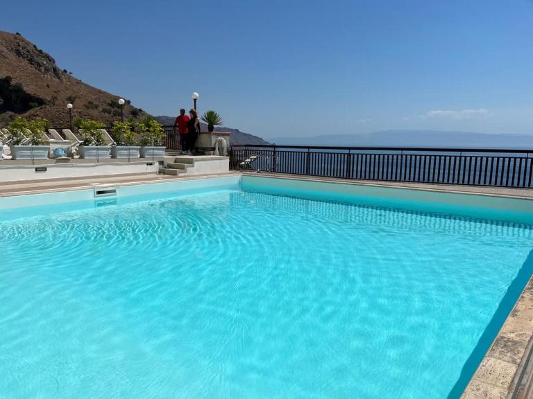 Elisa's House - B&B Taormina
