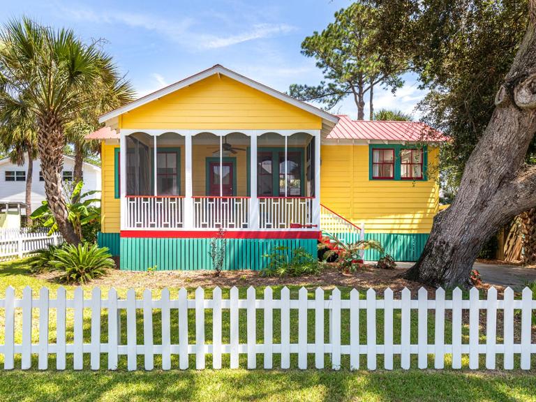 Coastal Soul Cottage - Bed and Breakfast Tybee Island