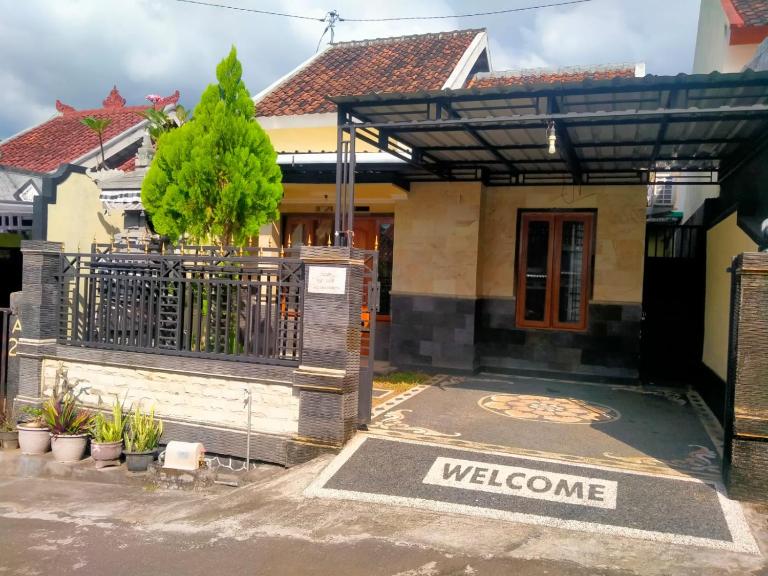 Suta Lovina House - B&B Lovina