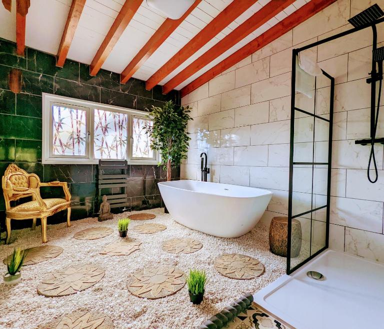 Kaoglen Zen-Feature Bath-Dunkeld-Route 500 - Ferienwohnung Balnald