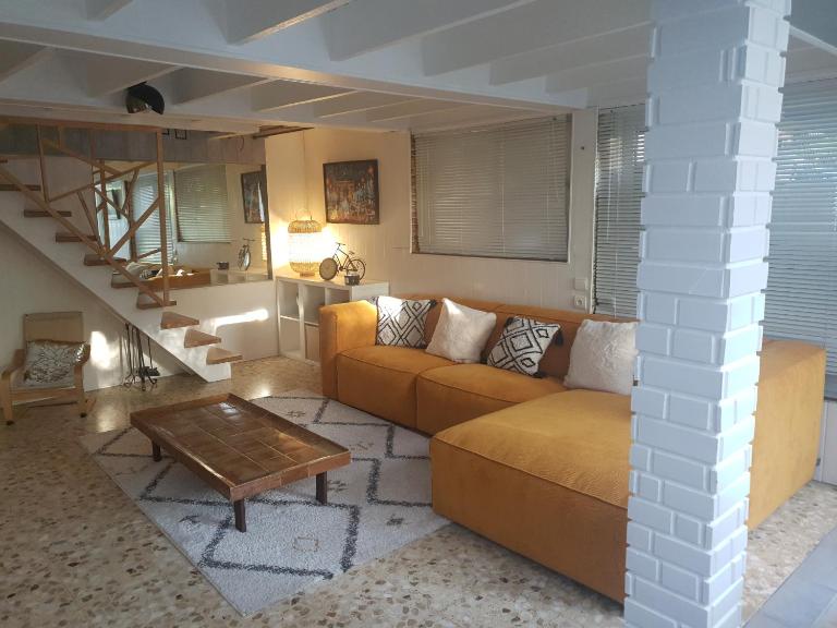 Maison bord de Marne 8min disneyland et val d'Europe - B&B Chalifert