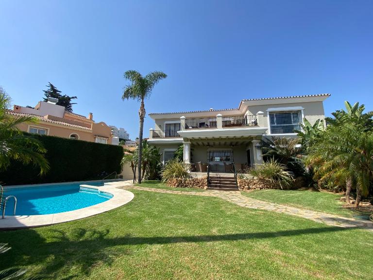 Apartamentos Villa Torreblanca - Ferienwohnung Fuengirola