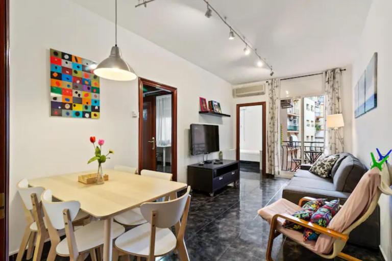 Stay U-nique Apartments La Bordeta - B&B Barcellona