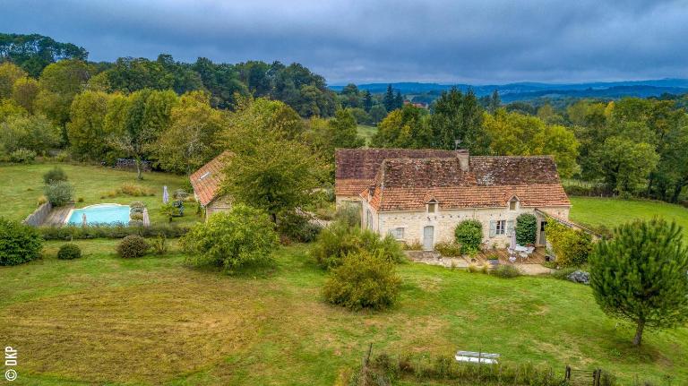 Gîte de l'Ane Papillon-3 chb- piscine-jardin - B&B Saint-Cirq-Souillaguet