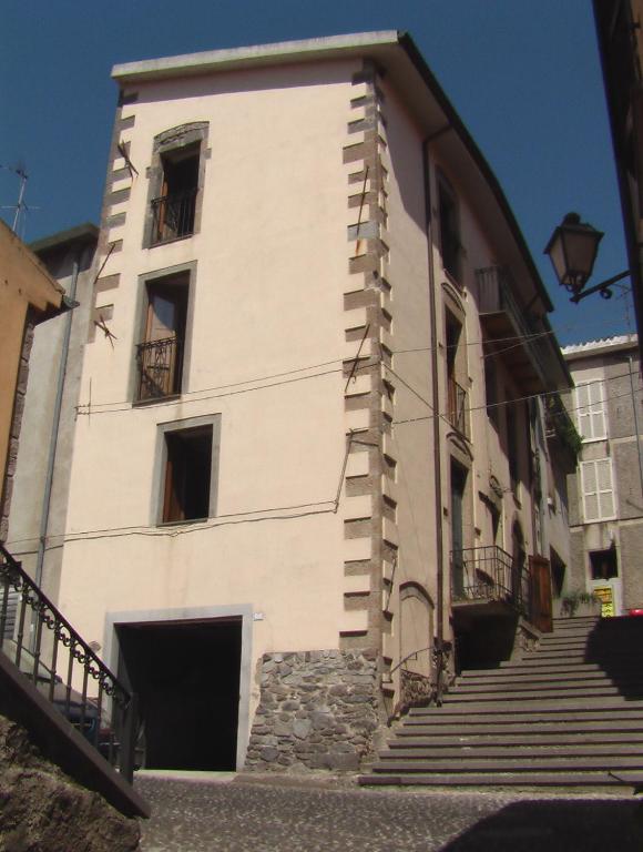 ALLOGGIO CASA IN PIETRA - B&B Santu Lussurgiu