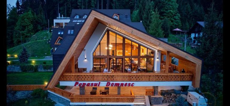 Popasul Domnesc- Resort& Spa- Voronet Vue - B&B Voroneţ