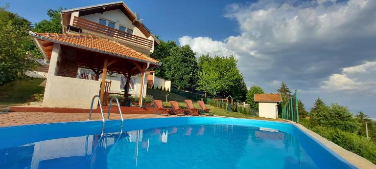 GardenLux Sarajevo - Bed and Breakfast Sarajevo