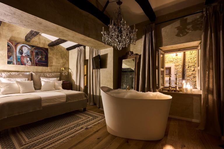 Boutique holiday home Casa Ars Natura II - Bed and Breakfast Grožnjan