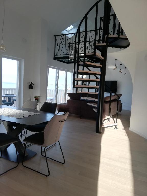 Apartmani Zora - B&B Primošten