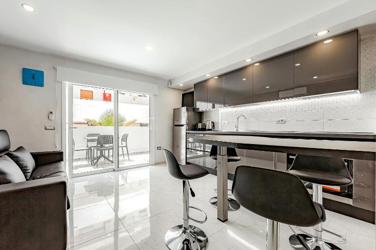 Tenerifeopenhome Luxury comfort Studio in playa Las Americas - B&B Playa de las Américas