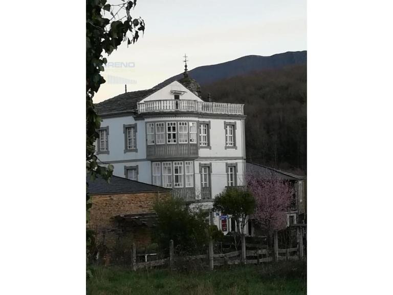 Pension Casa Simon - Bed and Breakfast Tríacastela
