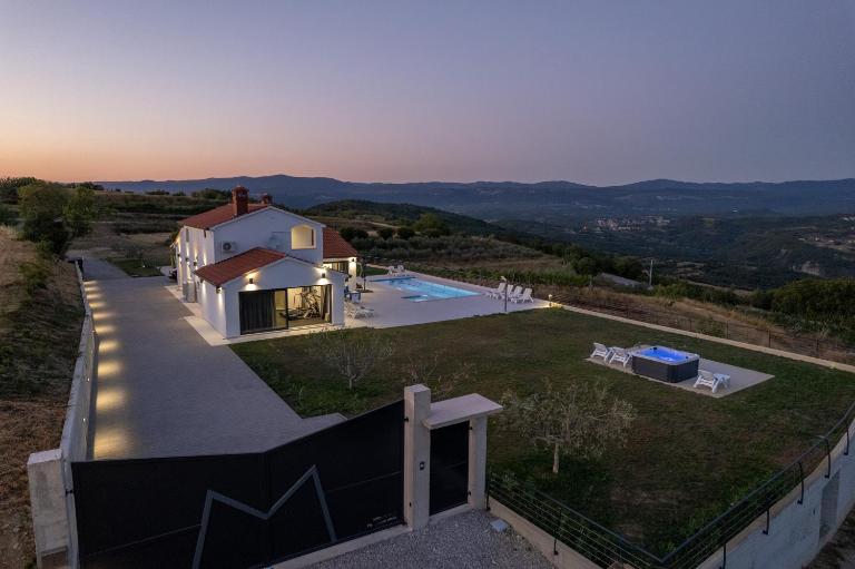 Villa Panorama - Bed and Breakfast Buzet