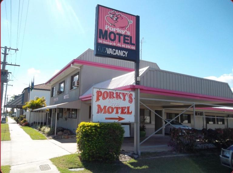 Porky's Motel Rockhampton - Chambres d'hôtes Rockhampton