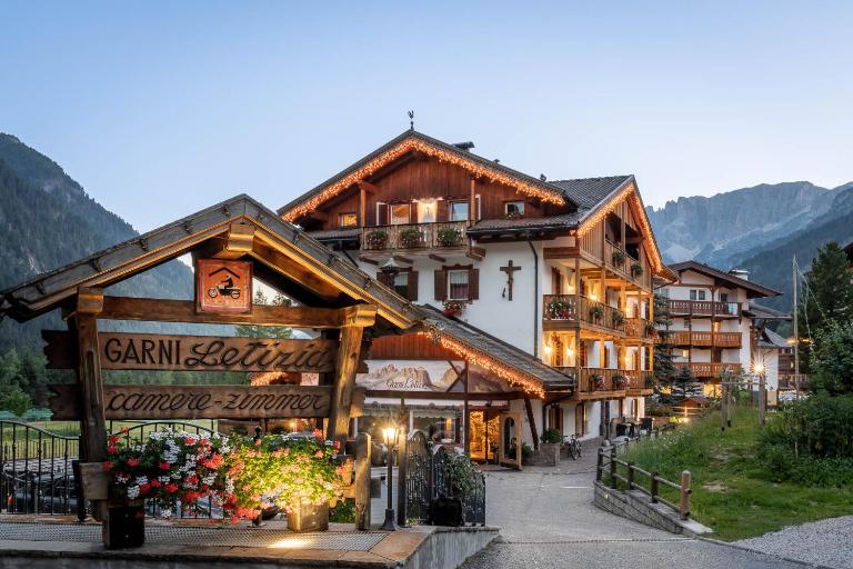 Garnì Letizia - Bed and Breakfast Campitello di Fassa