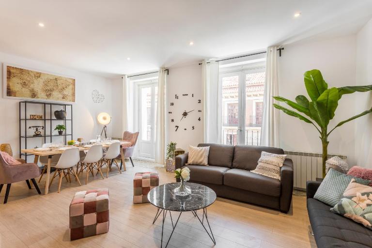 down town SOL. by MONARO - Bed and Breakfast Madrid