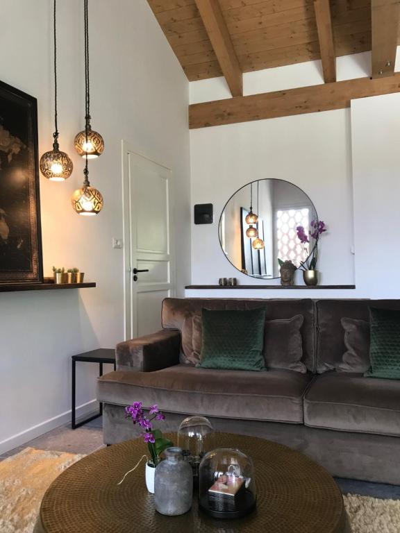 Sotto La Vigna Charm Stay Adults only vacation Appartement Hayloft - Ferienwohnung Montegrosso d'Asti