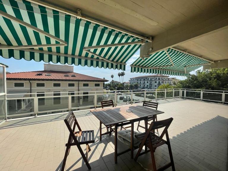 La terrazza sul mare - B&B Marina di Massa
